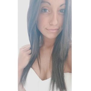 Meet your Posher, Rebecca